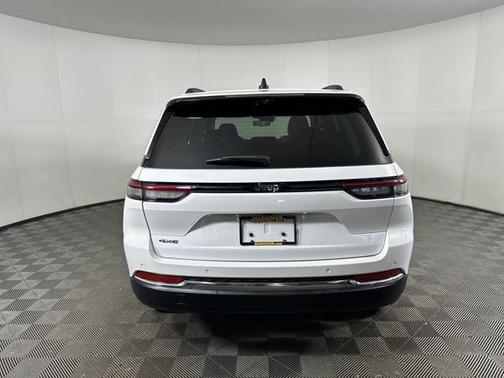 2022 Jeep Grand Cherokee 4xe Base