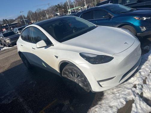 2023 Tesla Model Y Long Range Dual Motor All-Wheel Drive