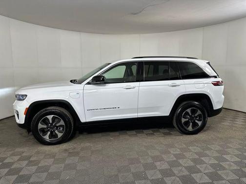 2023 Jeep Grand Cherokee 4xe Base