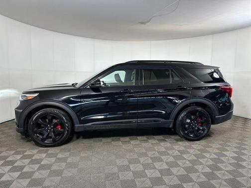 AGATE BLACK METALLIC 2023 Ford Explorer ST