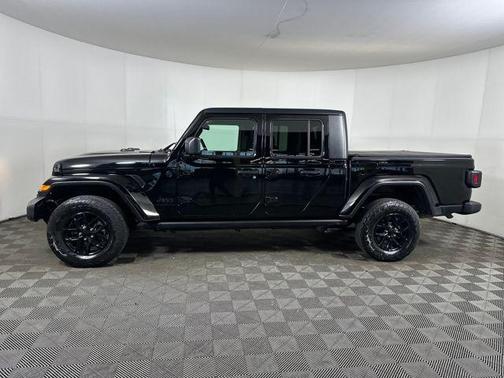 2021 Jeep Gladiator Sport S