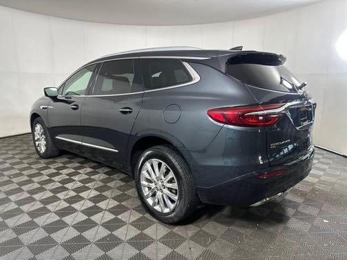 2020 Buick Enclave AWD Essence