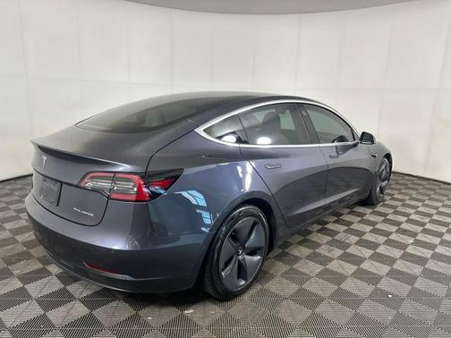2020 Tesla Model 3 Long Range