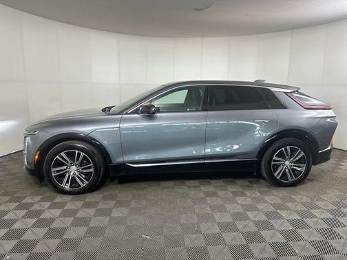 2023 Cadillac LYRIQ Luxury