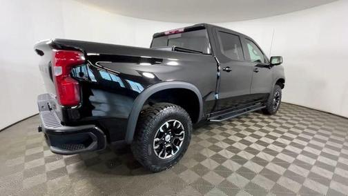 Black 2022 Chevrolet Silverado 1500 ZR2