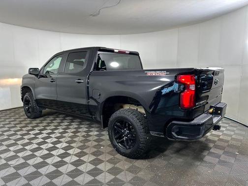 2022 Chevrolet Silverado 1500 Custom Trail Boss