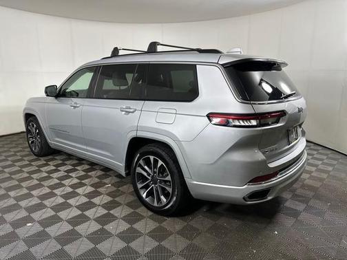 2022 Jeep Grand Cherokee L Overland