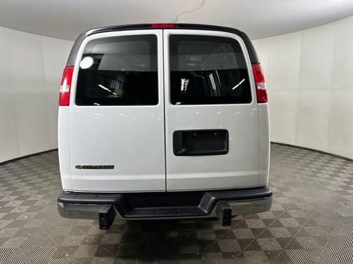 2024 Chevrolet Express 2500 Work Van