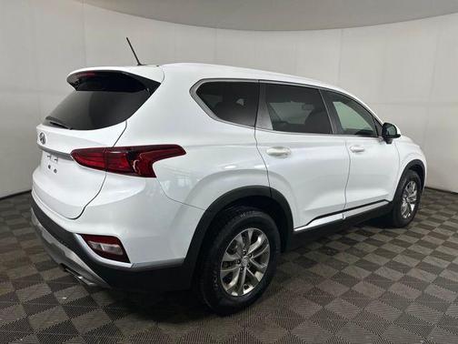 Quartz White 2019 Hyundai SANTA FE SE 2.4