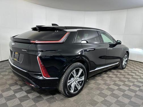 2024 Cadillac LYRIQ Tech