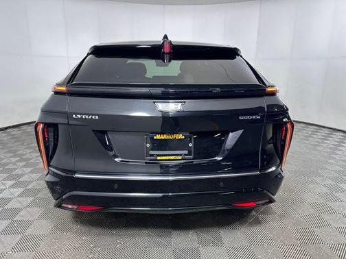 2024 Cadillac LYRIQ Tech