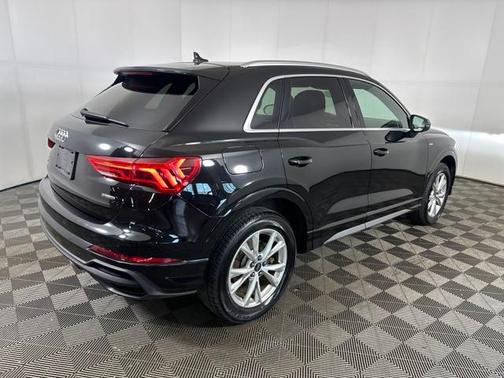 2023 Audi Q3 S line Premium