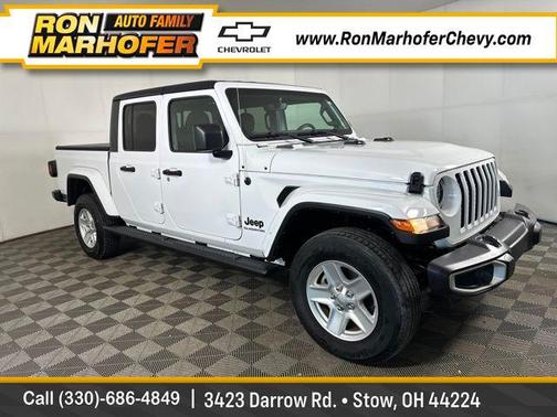 Bright White Clearcoat 2022 Jeep Gladiator Sport S