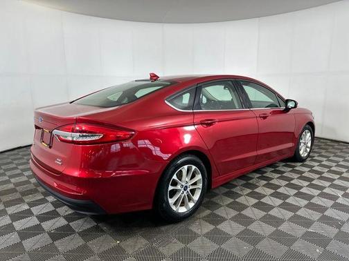 2020 Ford Fusion Hybrid SE