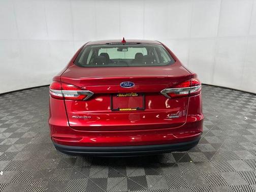 2020 Ford Fusion Hybrid SE