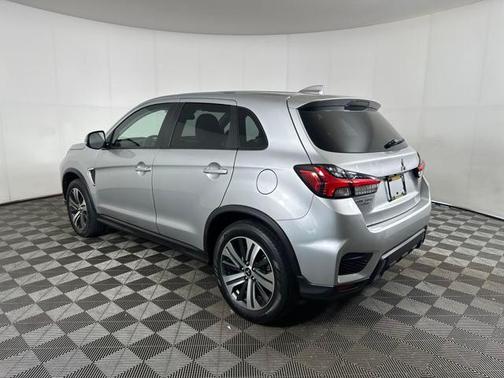 2022 Mitsubishi Outlander Sport SE