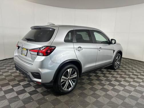 2022 Mitsubishi Outlander Sport SE