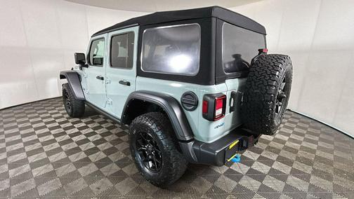 Earl Clearcoat 2024 Jeep Wrangler 4xe Willys