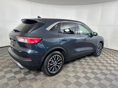 2022 Ford Escape PHEV SE
