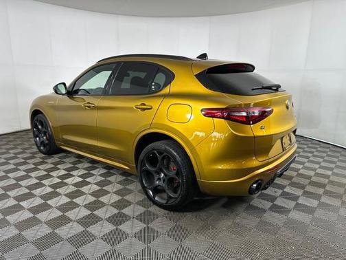 2022 Alfa Romeo Stelvio Ti