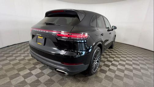 Black 2021 Porsche Cayenne E-Hybrid