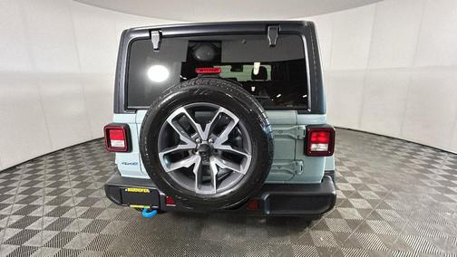 Earl Clearcoat 2024 Jeep Wrangler 4xe Sport S