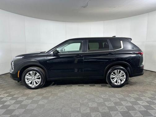 2025 Mitsubishi Outlander ES 2.5 S-AWC