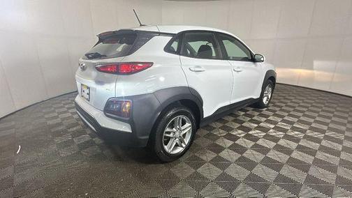 Chalk White 2021 Hyundai KONA SE