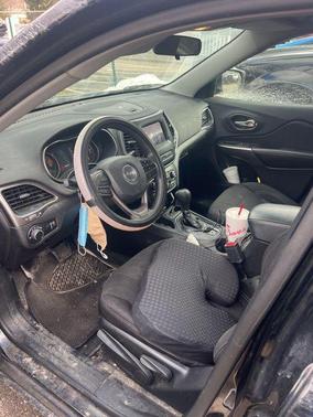 2020 Jeep Cherokee Latitude