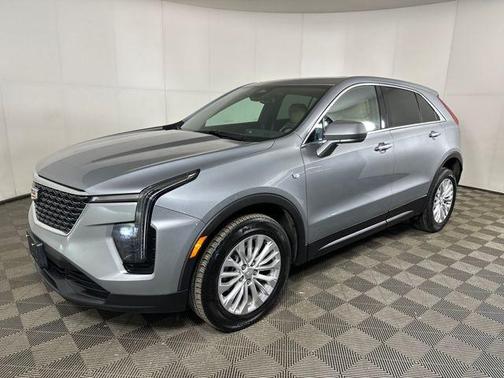 2024 Cadillac XT4 Luxury