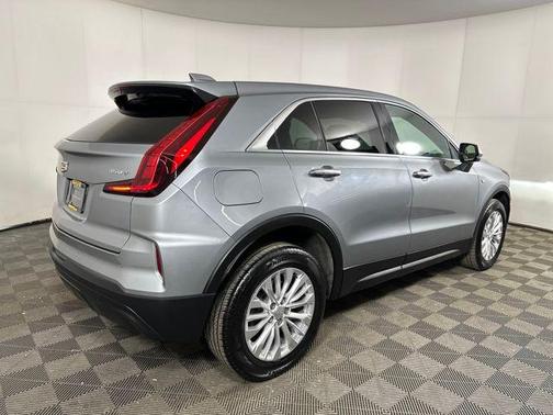 2024 Cadillac XT4 Luxury