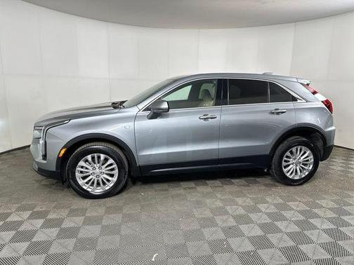 2024 Cadillac XT4 Luxury