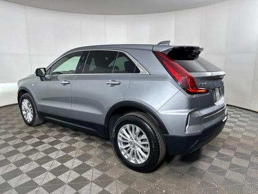 2024 Cadillac XT4 Luxury