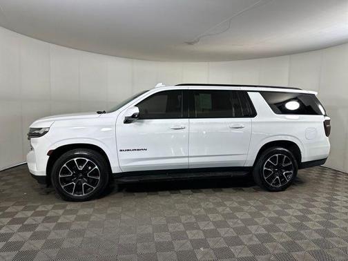 Summit White 2021 Chevrolet Suburban RST