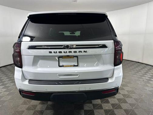 Summit White 2021 Chevrolet Suburban RST