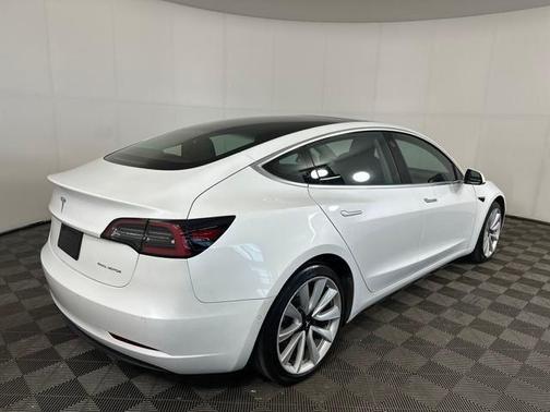 2020 Tesla Model 3 Long Range