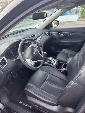 Super Black 2015 Nissan Rogue SL