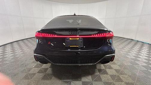 Black Crystal 2021 Audi RS 7 4.0T