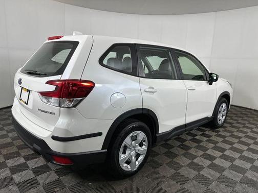 2022 Subaru Forester Base