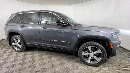 Baltic Gray Metallic Clearcoat 2023 Jeep Grand Cherokee 4xe Base