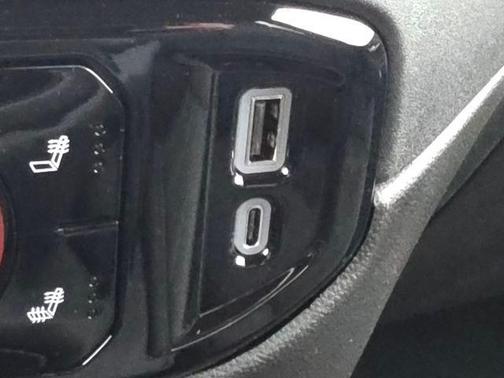 2025 Chevrolet Silverado 3500 LT