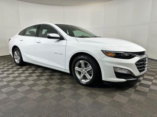 2022 Chevrolet Malibu FWD LT