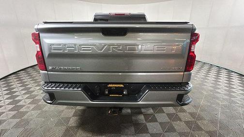 Sterling Grey Metallic 2024 Chevrolet Silverado 1500 Custom