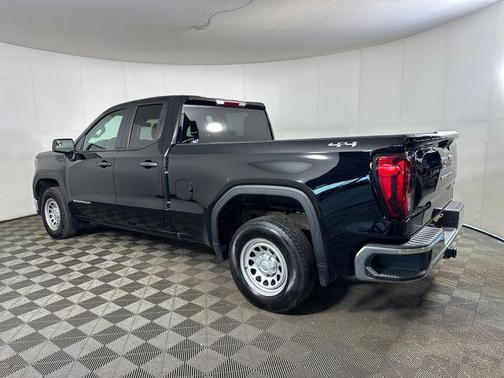 Onyx Black 2023 GMC Sierra 1500 Pro