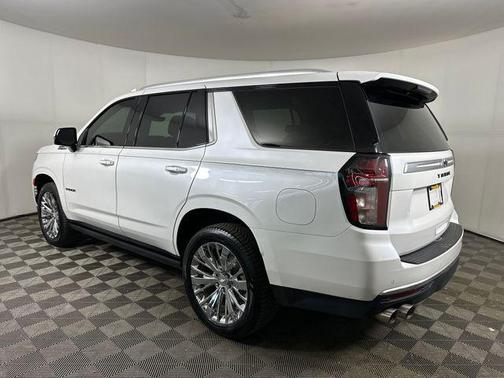 Iridescent Pearl Tricoat 2023 Chevrolet Tahoe 4WD High Country