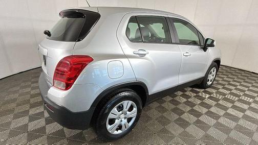 Silver Ice Metallic 2015 Chevrolet Trax 1LS