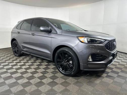 2022 Ford Edge ST Line