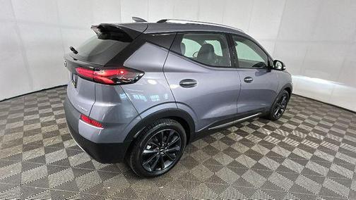Gray Ghost Metallic 2022 Chevrolet Bolt EUV FWD Premier