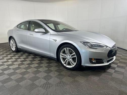 2016 Tesla Model S 90D