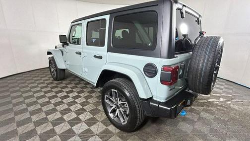 Earl Clearcoat 2024 Jeep Wrangler 4xe Sport S